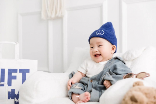 西宁宝宝多久开始攒肚